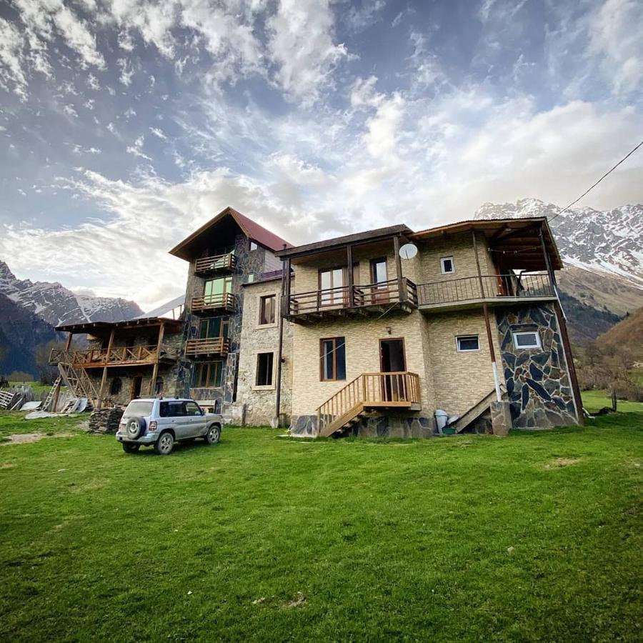 Peak Mazeri Guest House Екстериор снимка