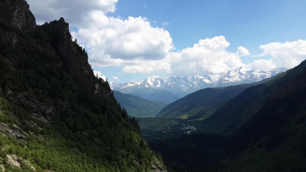 Peak Mazeri Guest House Екстериор снимка