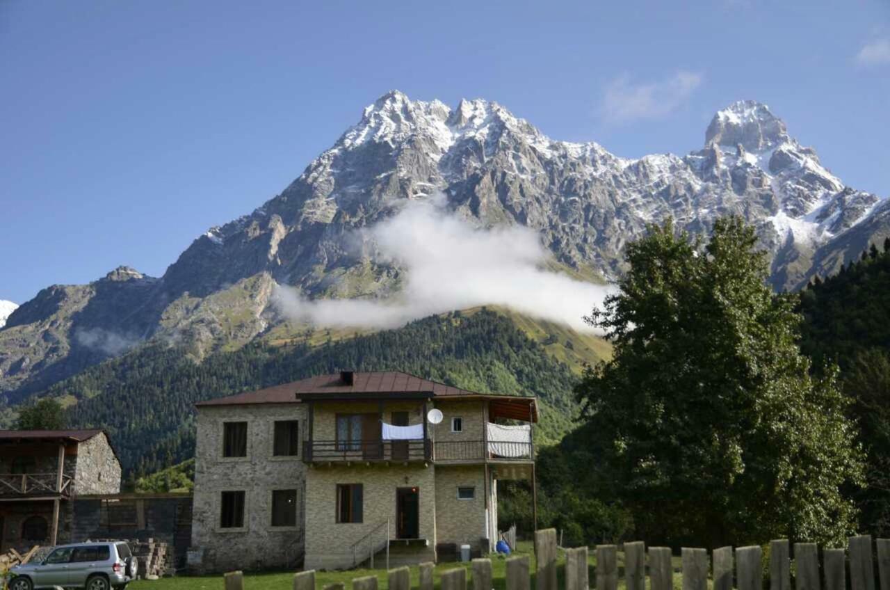 Peak Mazeri Guest House Екстериор снимка